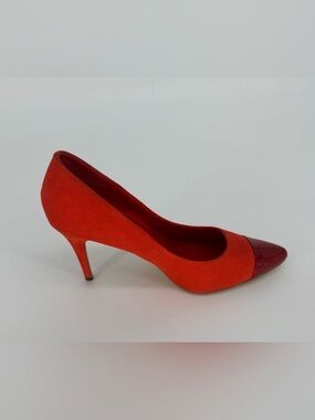 H&M Women Orange-Red Suede Pointed Toe Pump with Patent Cap Size 9